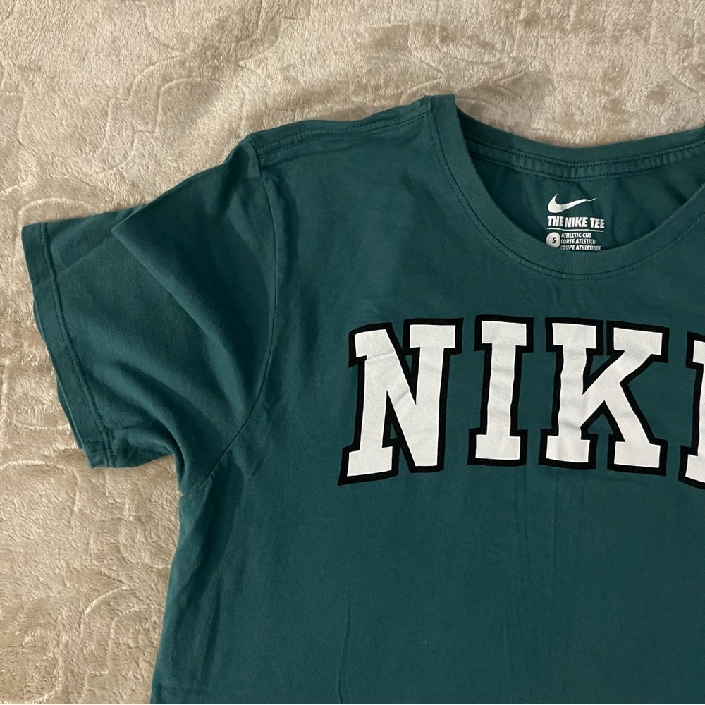 The Nike Tee - Athetic Cut - Logo Tee Size Small - Picture 3 of 5